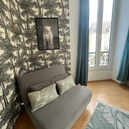Le Berchon Classe Trois Etoiles * Nay (Pyrenees-Atlantiques)